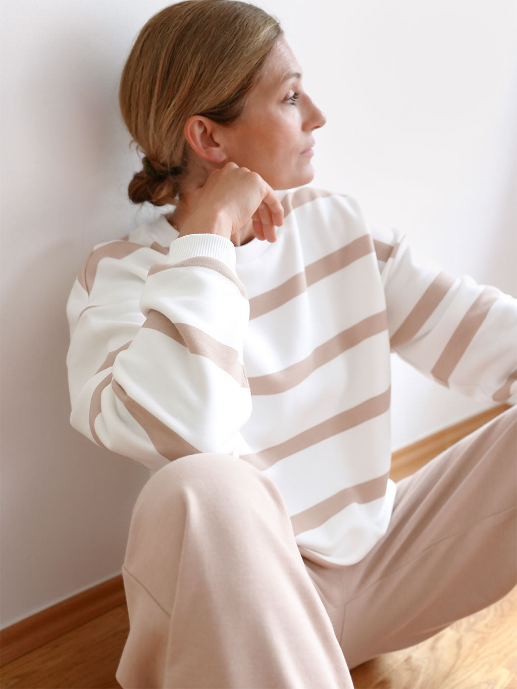 Sweater Stripes Love Sand
